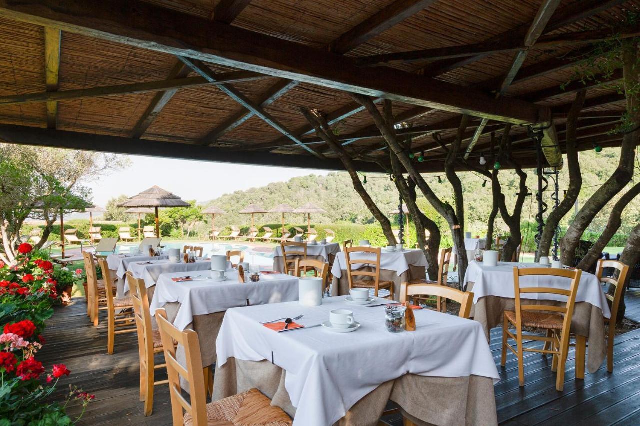 Hotel Aldiola Country Resort Sant'Antonio di Gallura Exterior foto